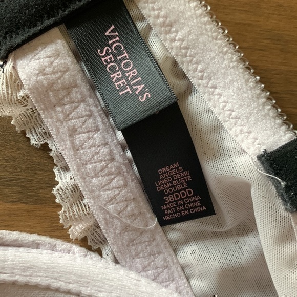 Victoria’s Secret Dream Angels Lined Demi Crystal Tulle Velvet Lace Bra​ Rare - Picture 12 of 13